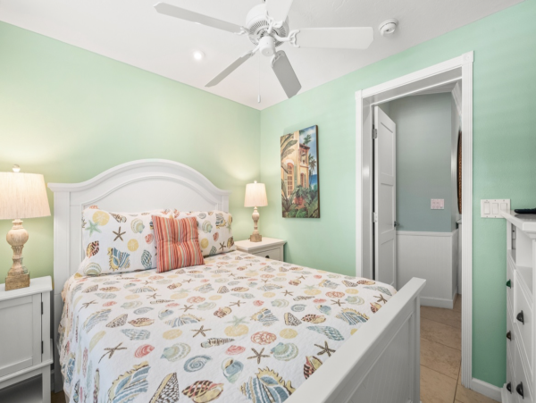 Holmes Beach Vacation Home with Pool 4 houses to beach